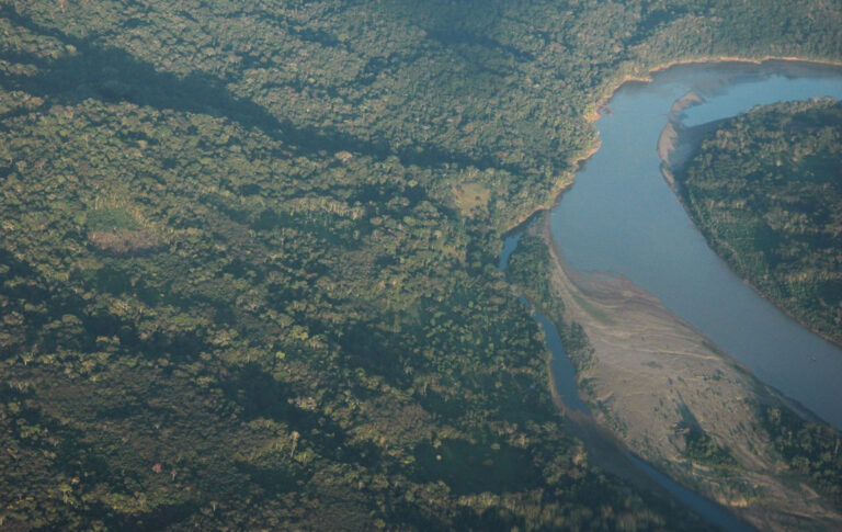 El ciclo del agua en la Amazonia observado desde el espacio